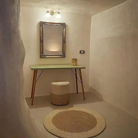 Selora Cave Holiday home *